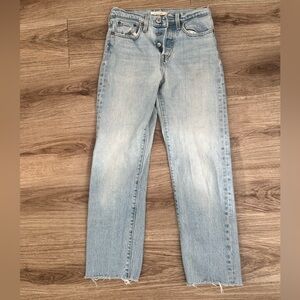 Levi’s Cropped Wedgie Straight Leg Jean 25